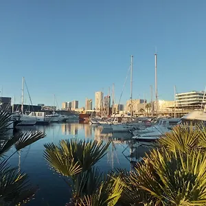 https://best-barcelona-boat-experience.catalonia-hotels.com