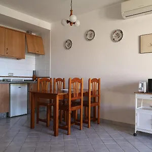 https://appartamento-espalmador-33.balearic-islands.net